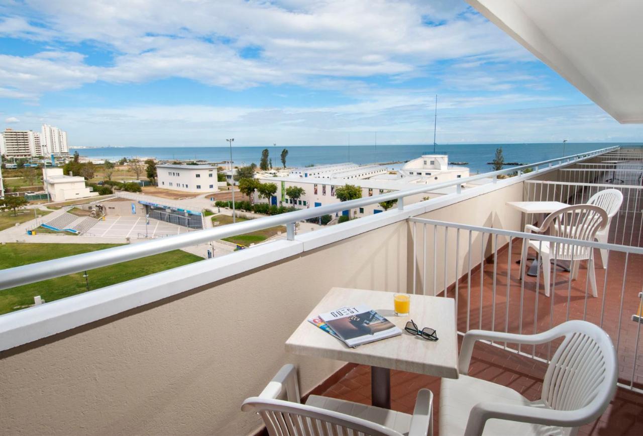 Hotel Cormoran Cattolica Esterno foto