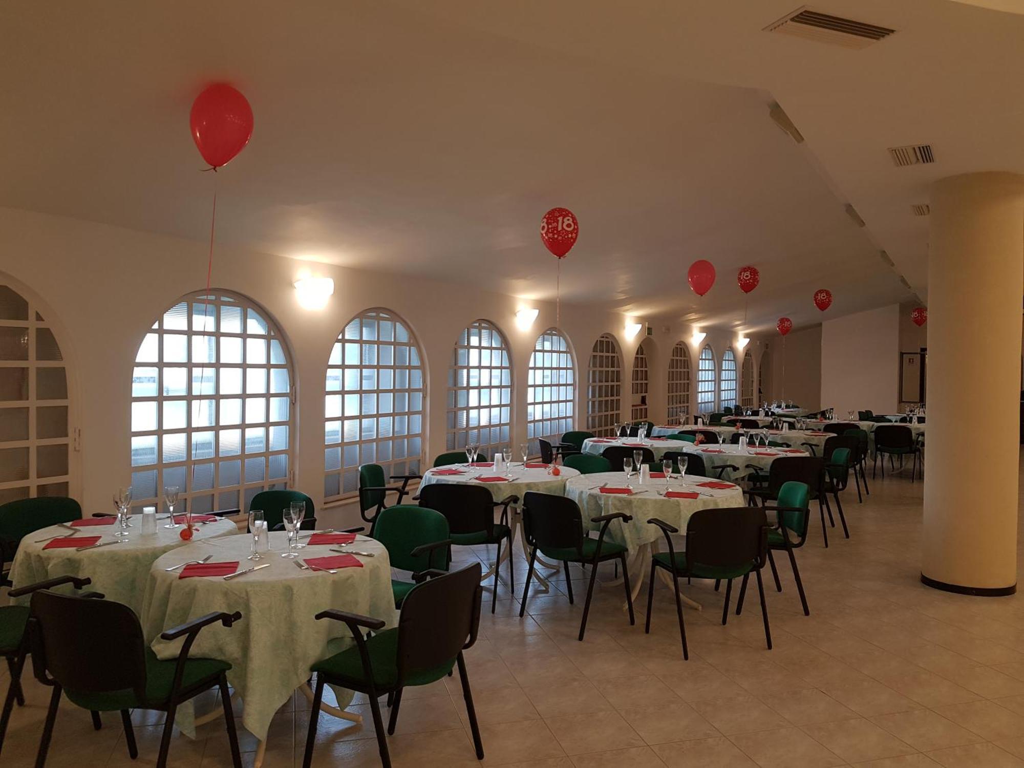 Hotel Cormoran Cattolica Esterno foto
