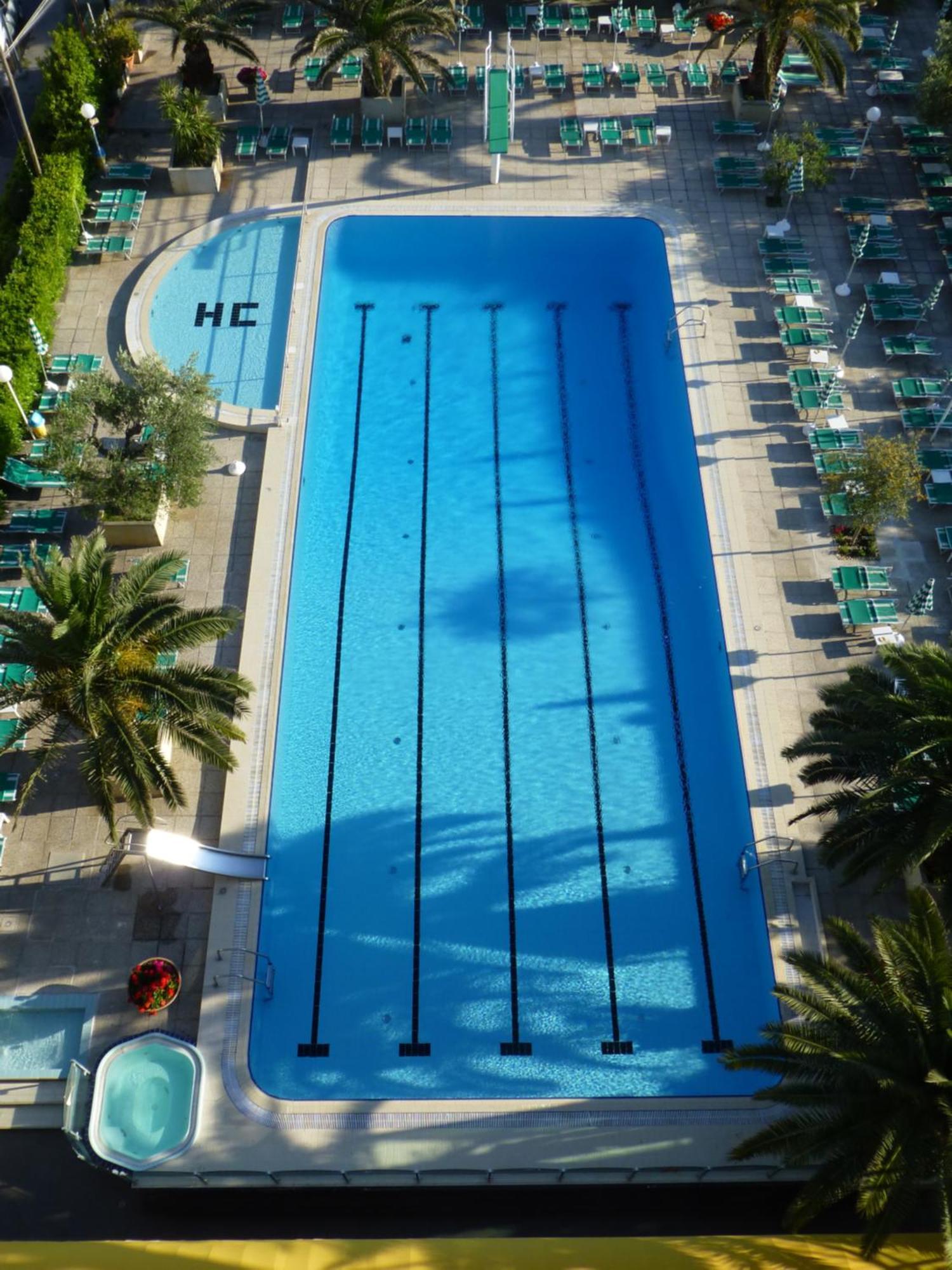 Hotel Cormoran Cattolica Esterno foto