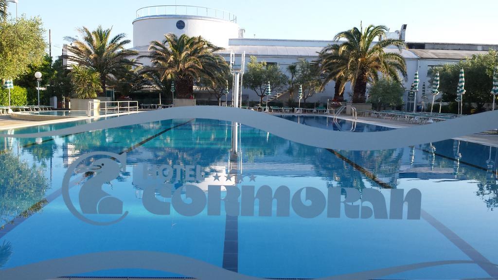 Hotel Cormoran Cattolica Esterno foto